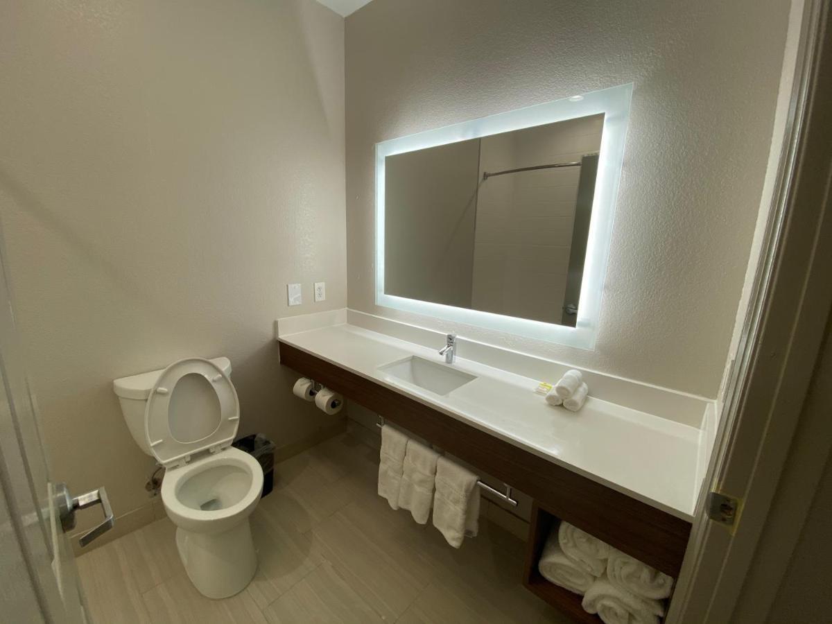 Holiday Inn Express Hotel Galveston West-Seawall By Ihg Buitenkant foto