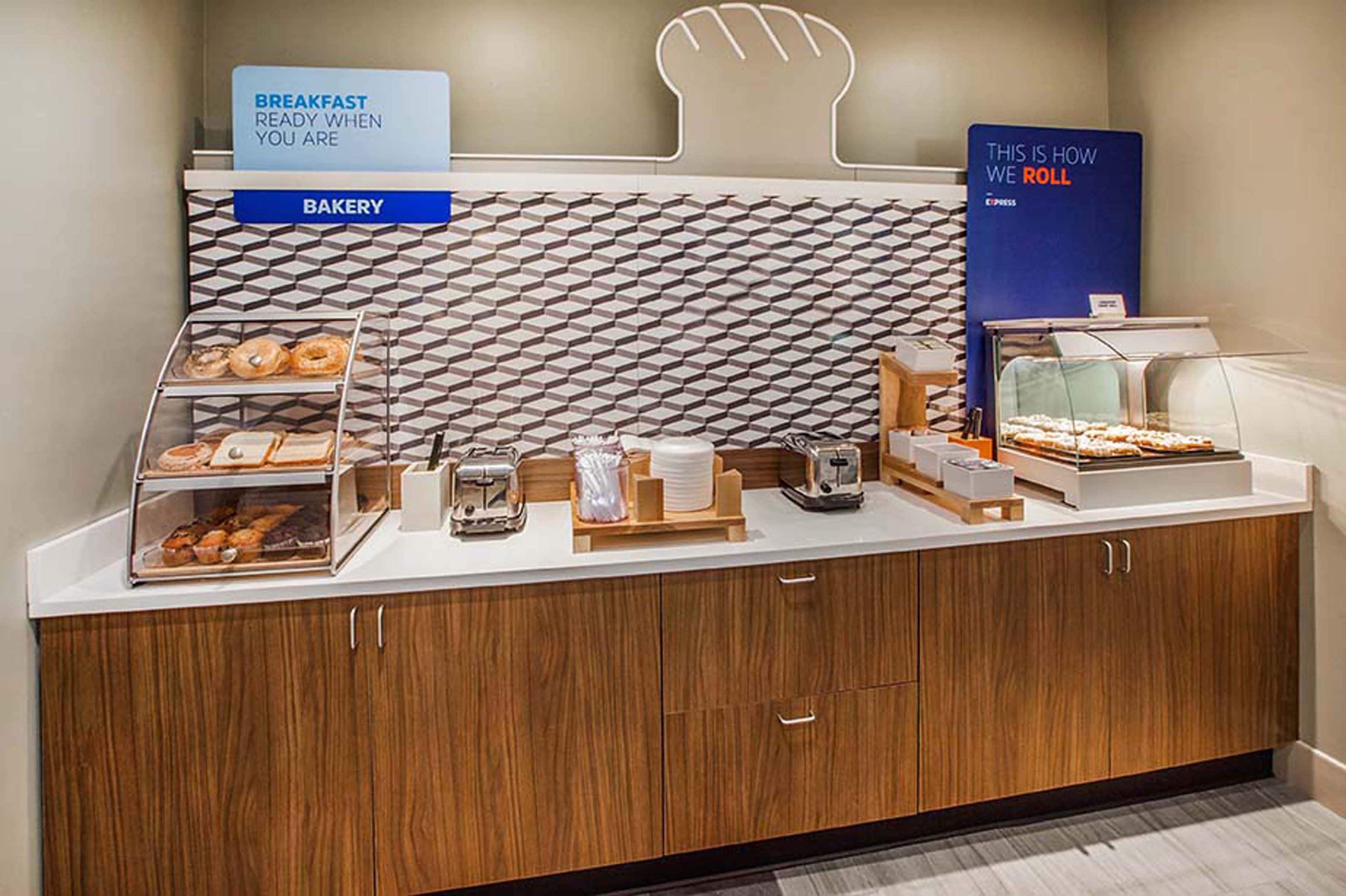 Holiday Inn Express Hotel Galveston West-Seawall By Ihg Buitenkant foto